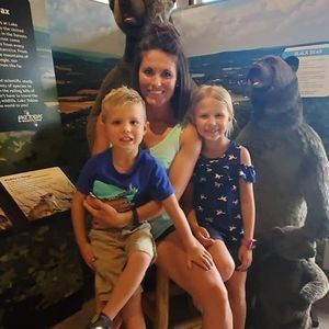 Meet your Posher, Alexandra